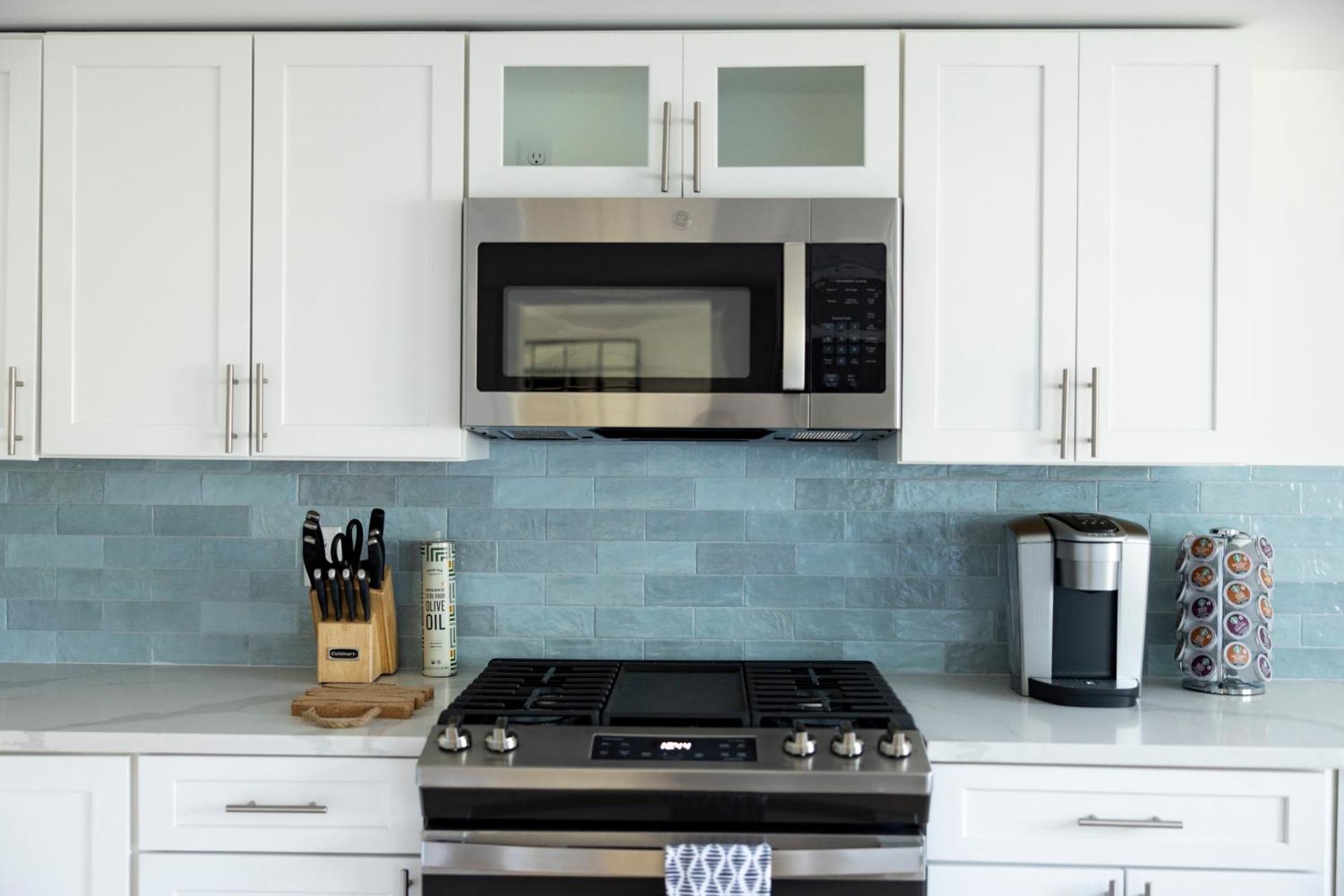 Bright 4Br Beach House, Pine Point Perfection Скарборо Экстерьер фото