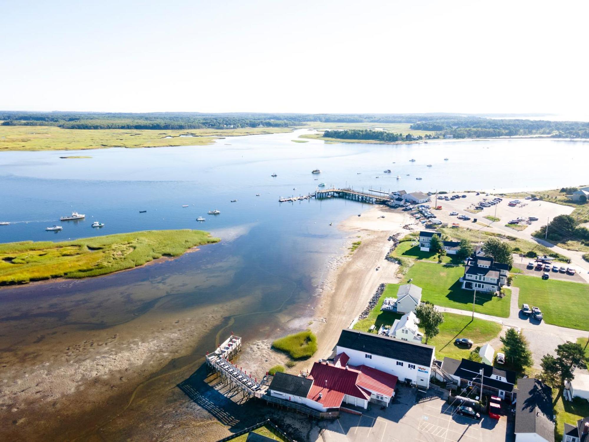 Bright 4Br Beach House, Pine Point Perfection Скарборо Экстерьер фото