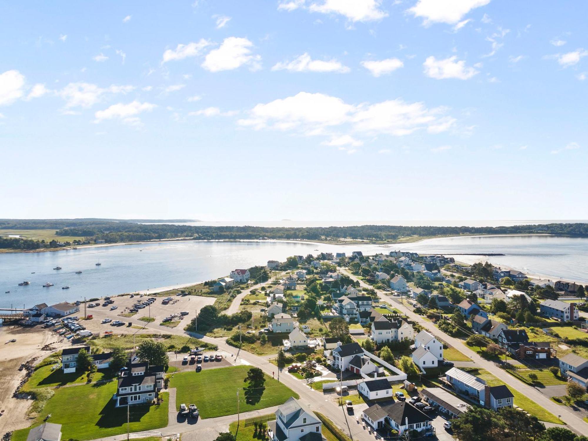 Bright 4Br Beach House, Pine Point Perfection Скарборо Экстерьер фото